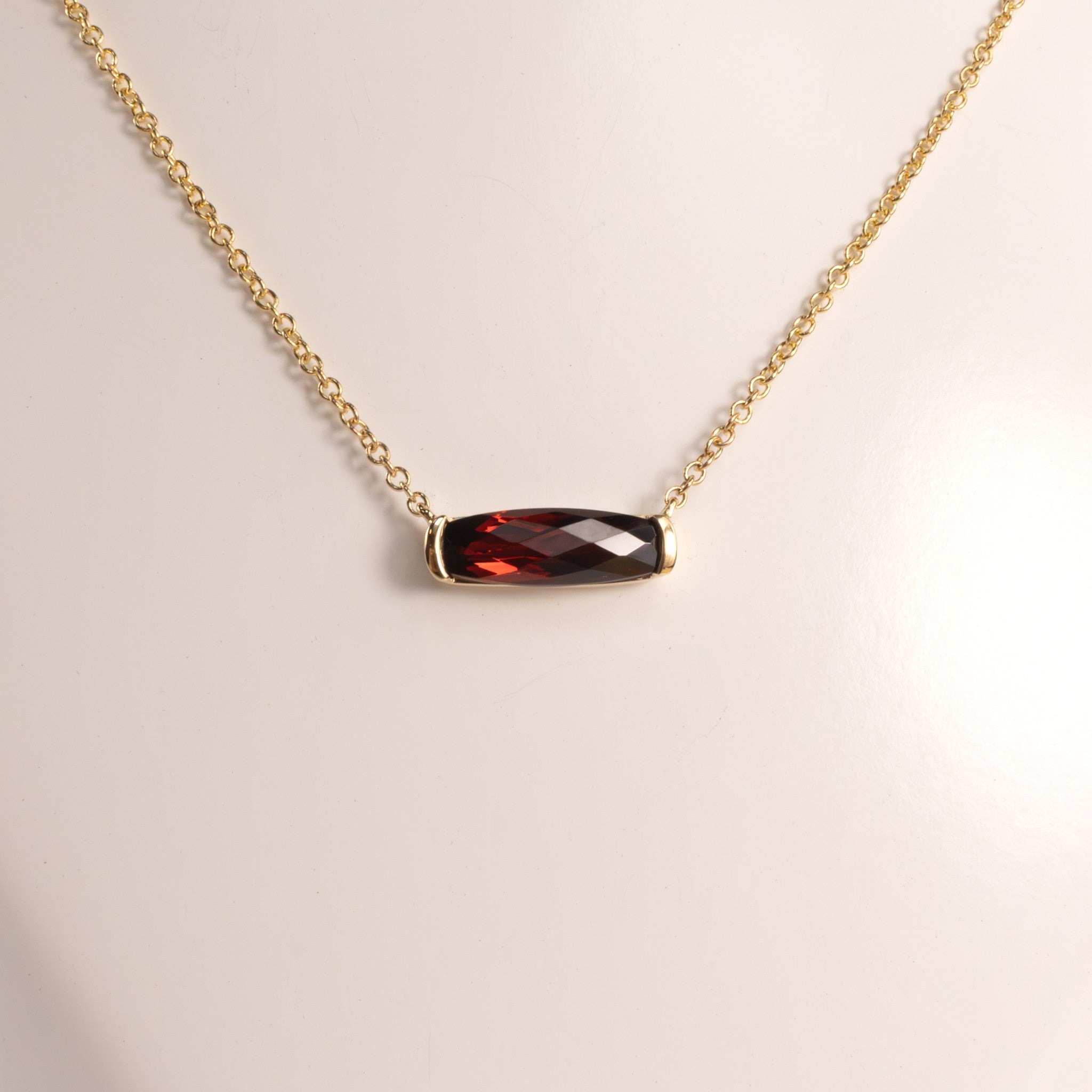 14KYG Garnet Cushion Cut Fixed Necklace