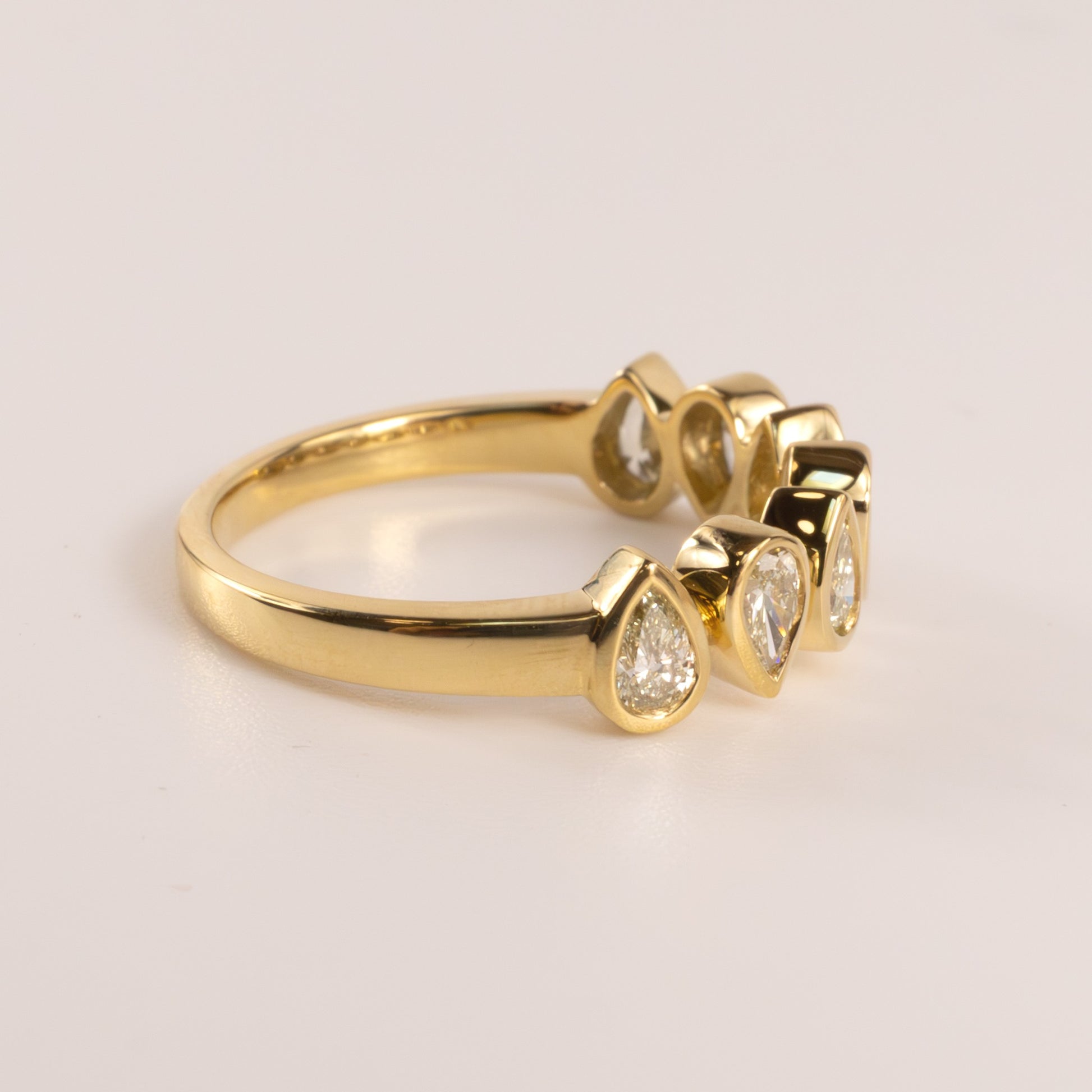 18KYG Diamond Pear Cut Bezel Set 7-Stone Ring