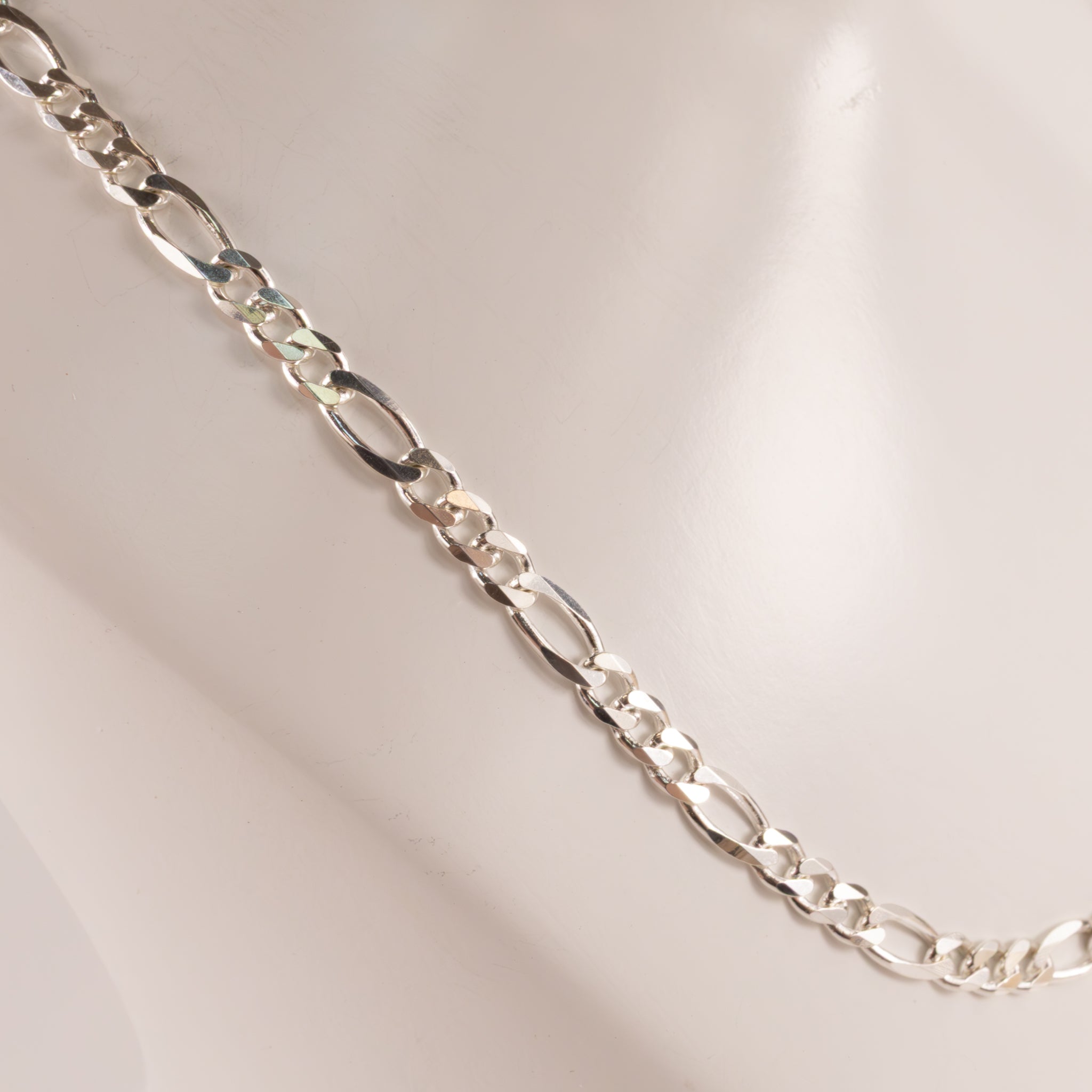 Sterling Silver Figaro 3.5mm 22" Chain