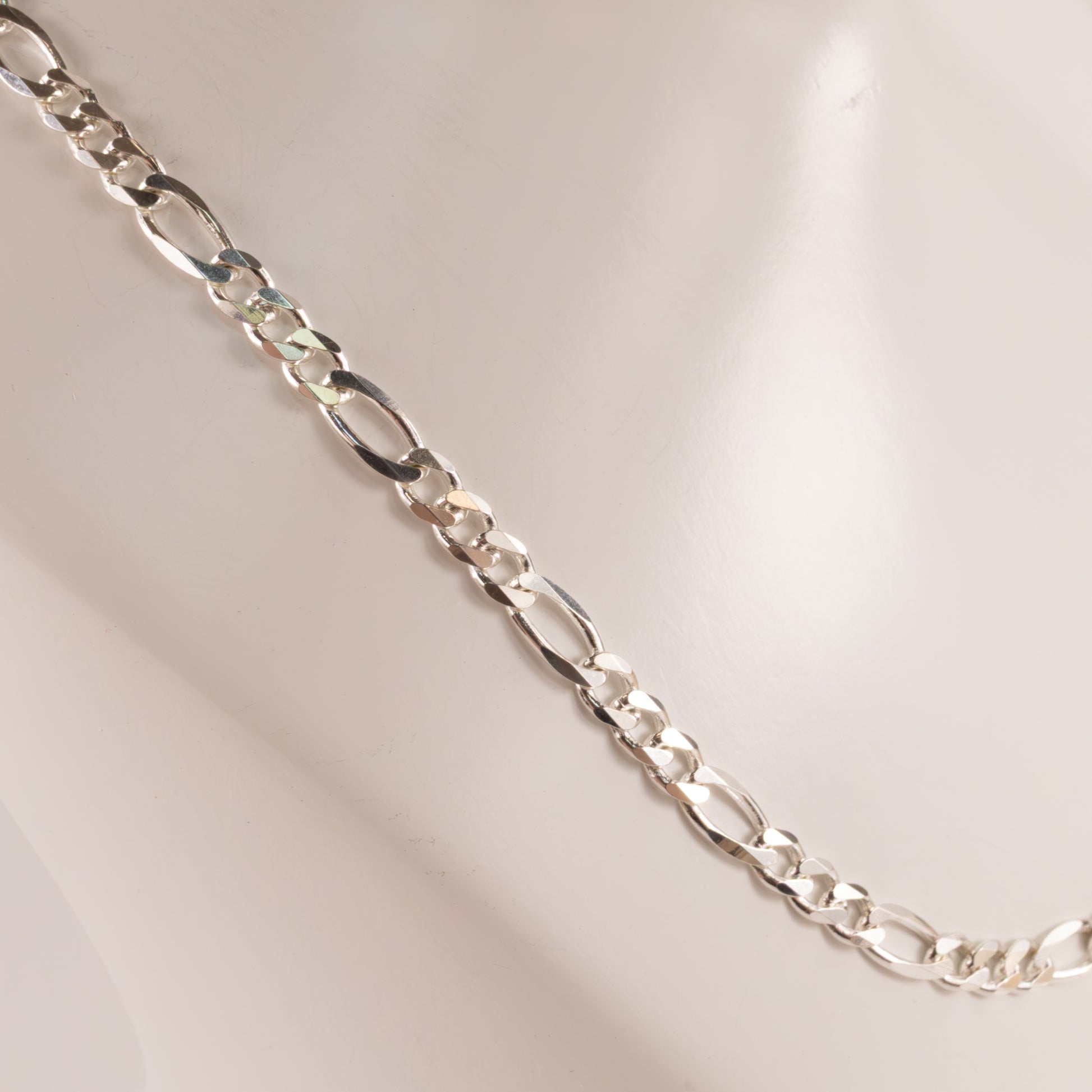 Sterling Silver Figaro 3.5mm 22" Chain