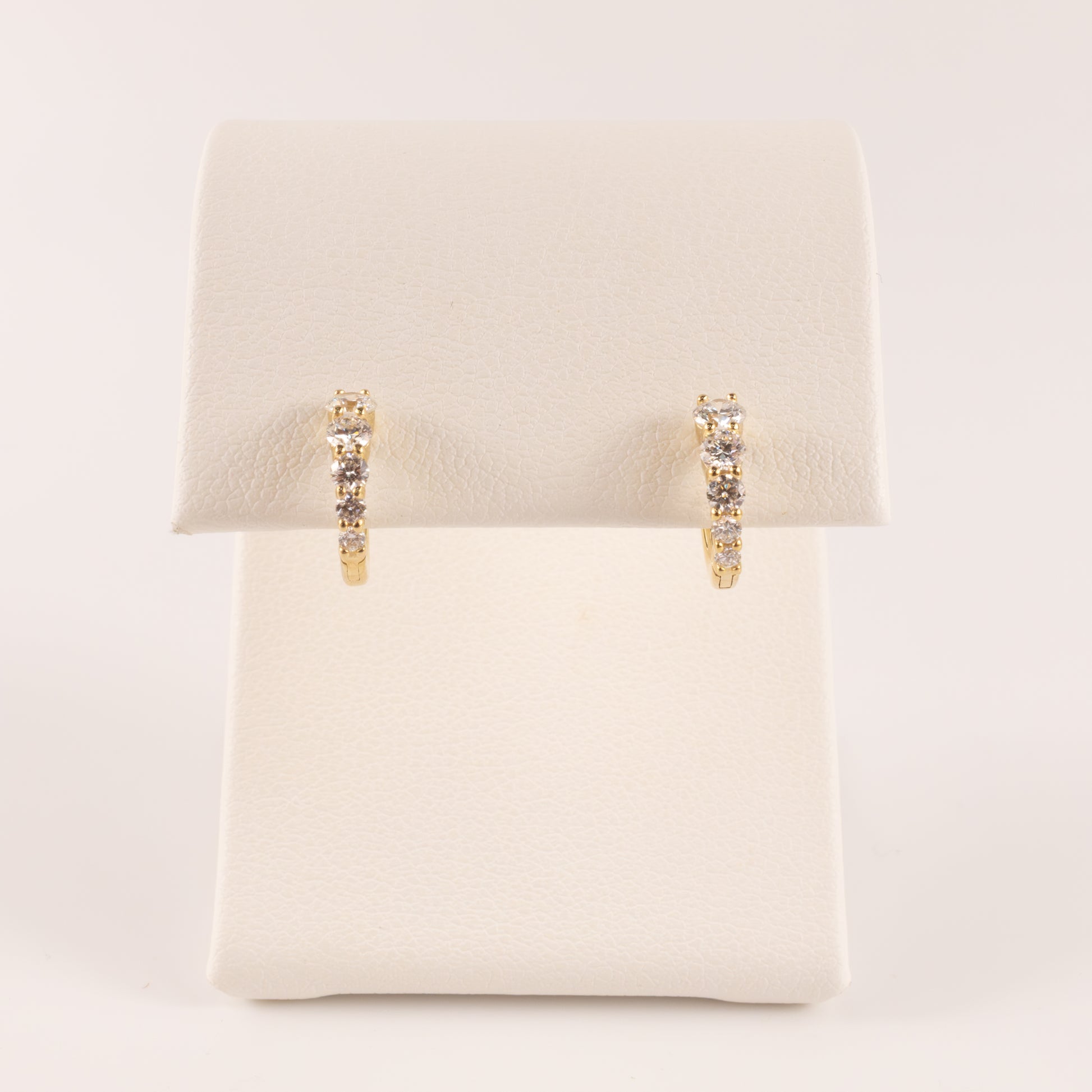 14KYG Lab Grown Diamond Graduated Huggie Hoop Earrings