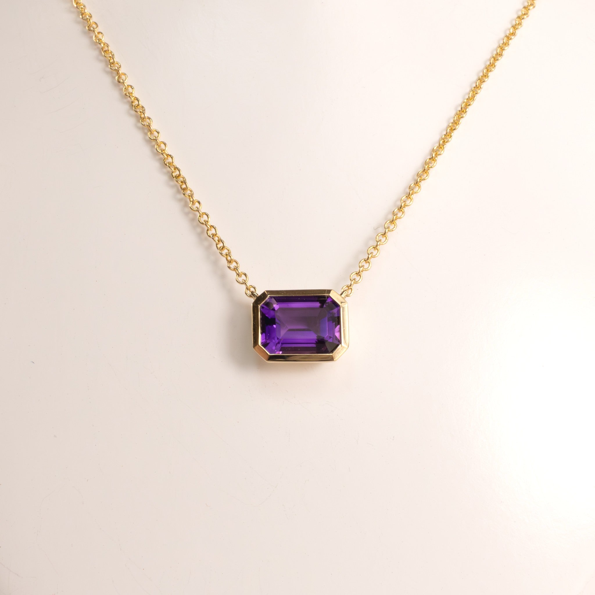 14KYG Amethyst Emerald Cut Bezel Set Fixed Necklace