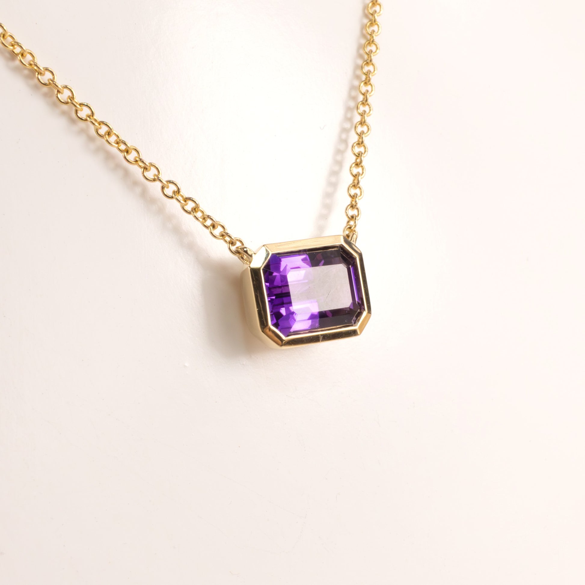14KYG Amethyst Emerald Cut Bezel Set Fixed Necklace