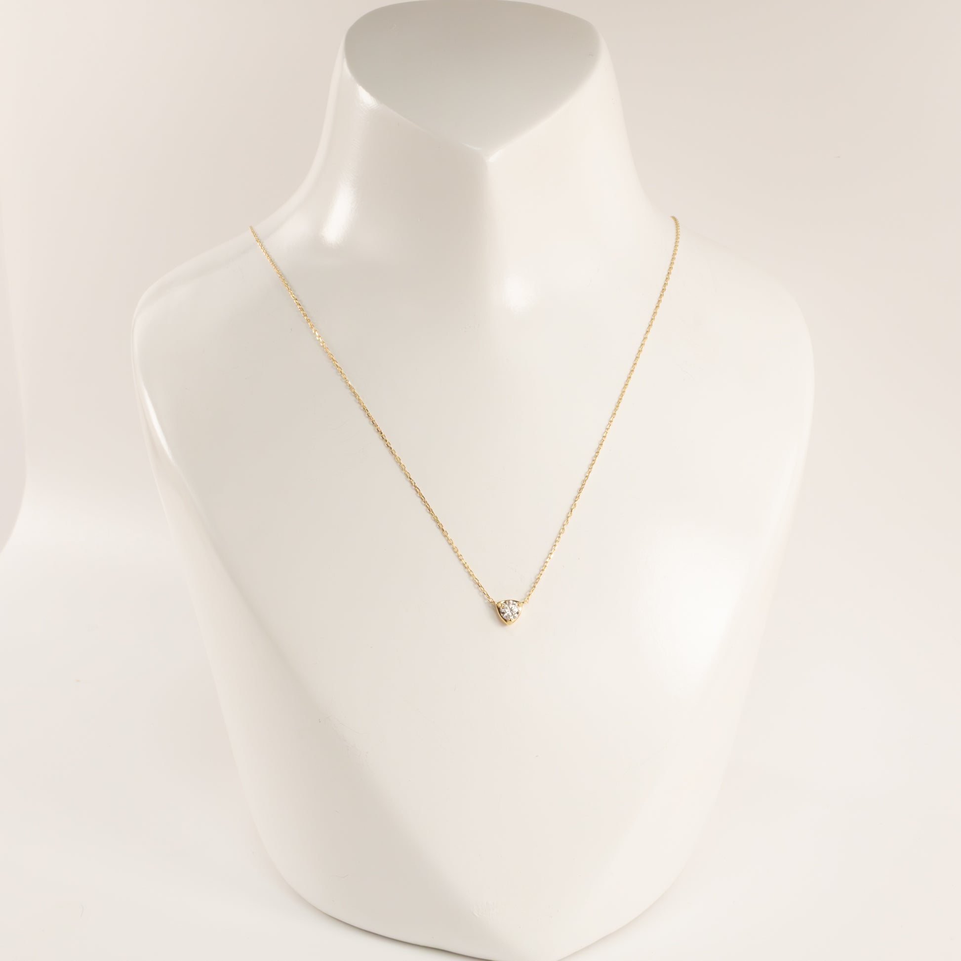14KYG Lab Grown Diamond 0.13ct Solitaire Fixed Necklace