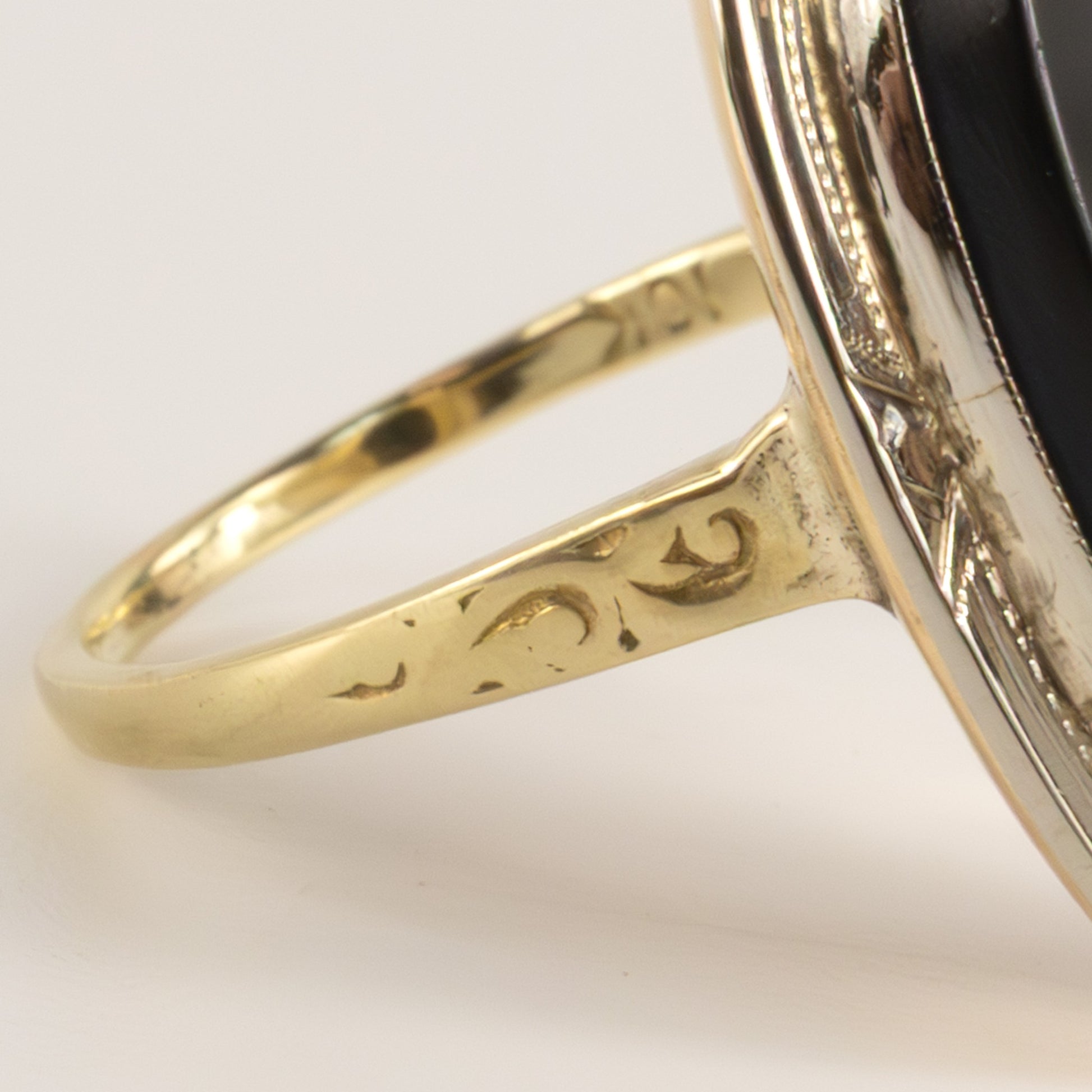 14K Two-Tone Onyx Filigree Engraved Ring