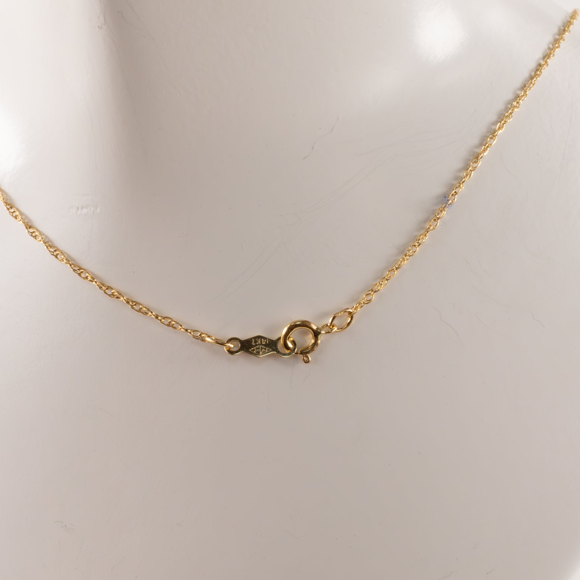 14KYG Puffy X-Engraved Heart Necklace