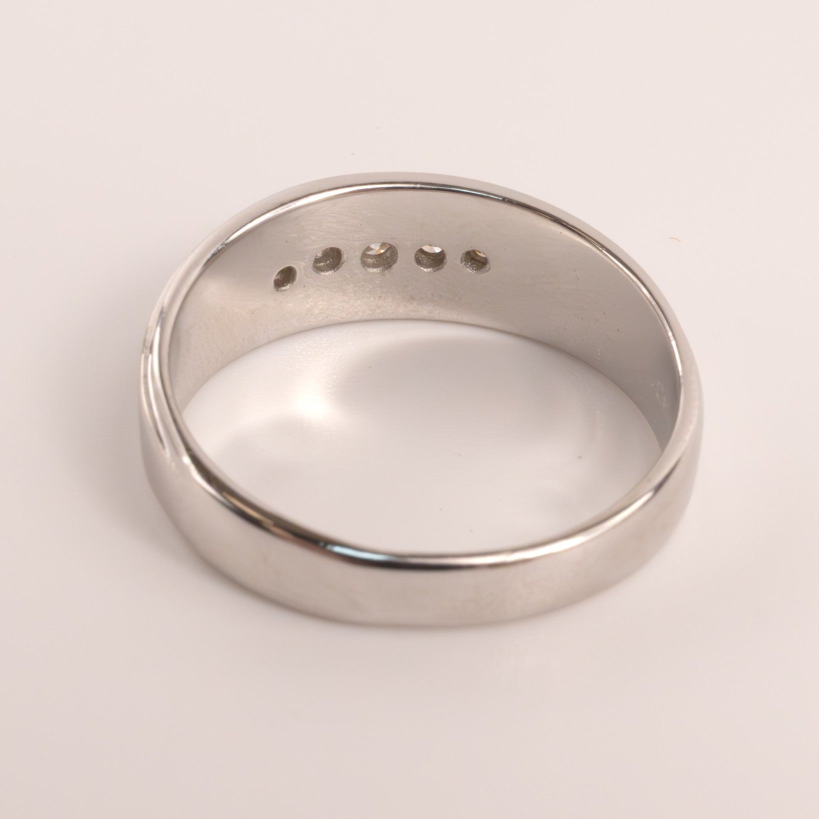 14KWG Vintage 5-Stone Mens Diamond Band