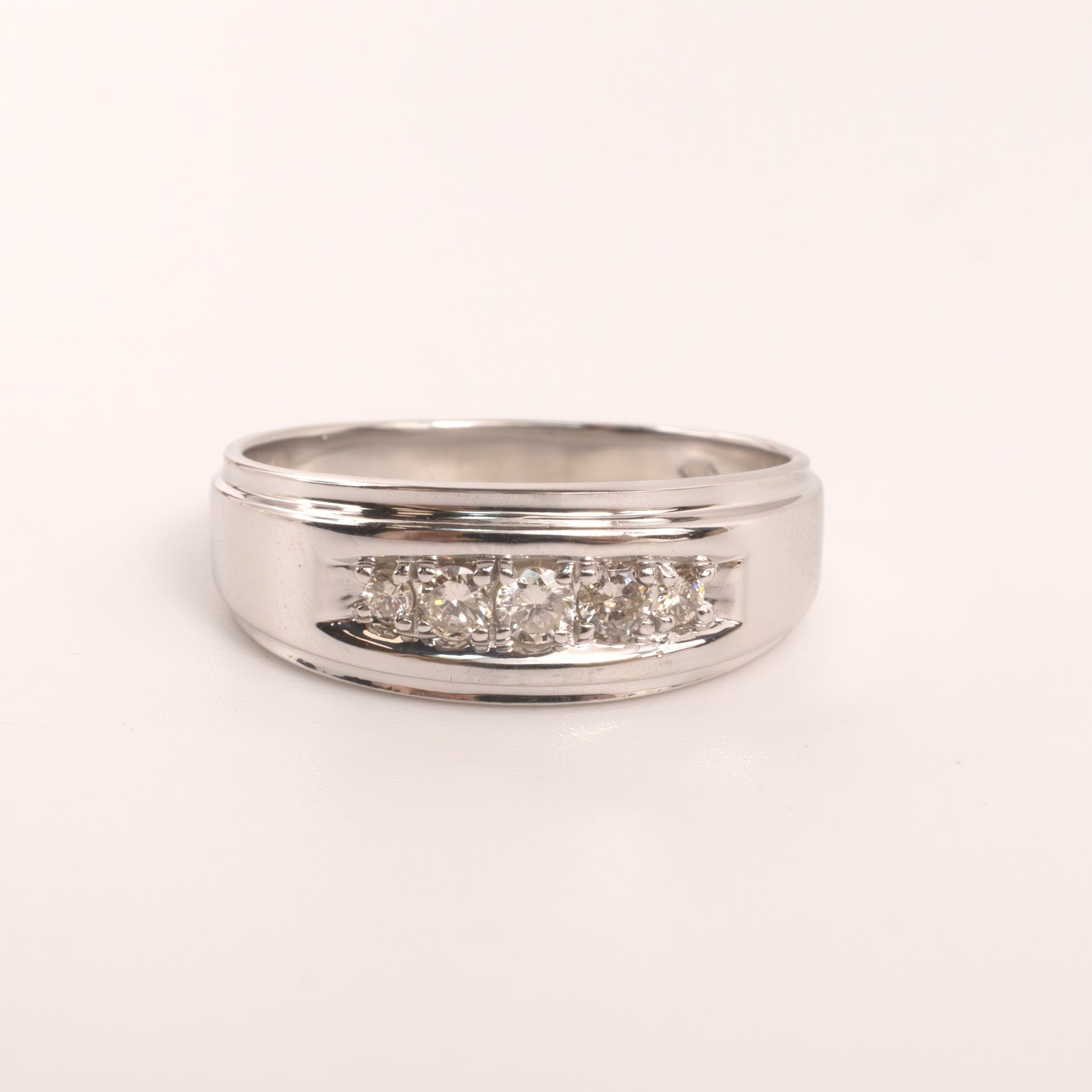 14KWG Vintage 5-Stone Mens Diamond Band