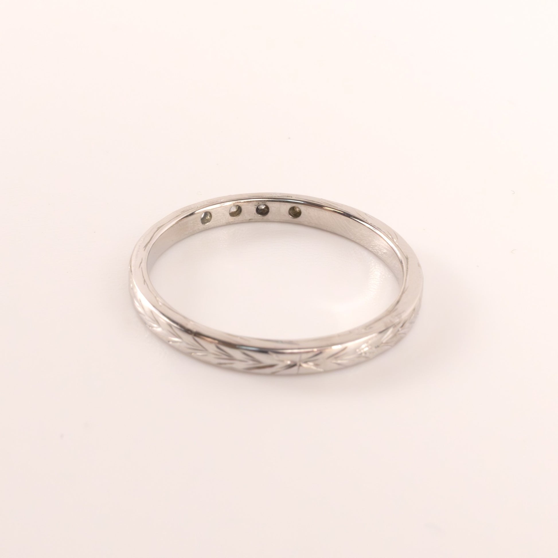 18KWG Engraved 4-Stone 2mm Diamond Band