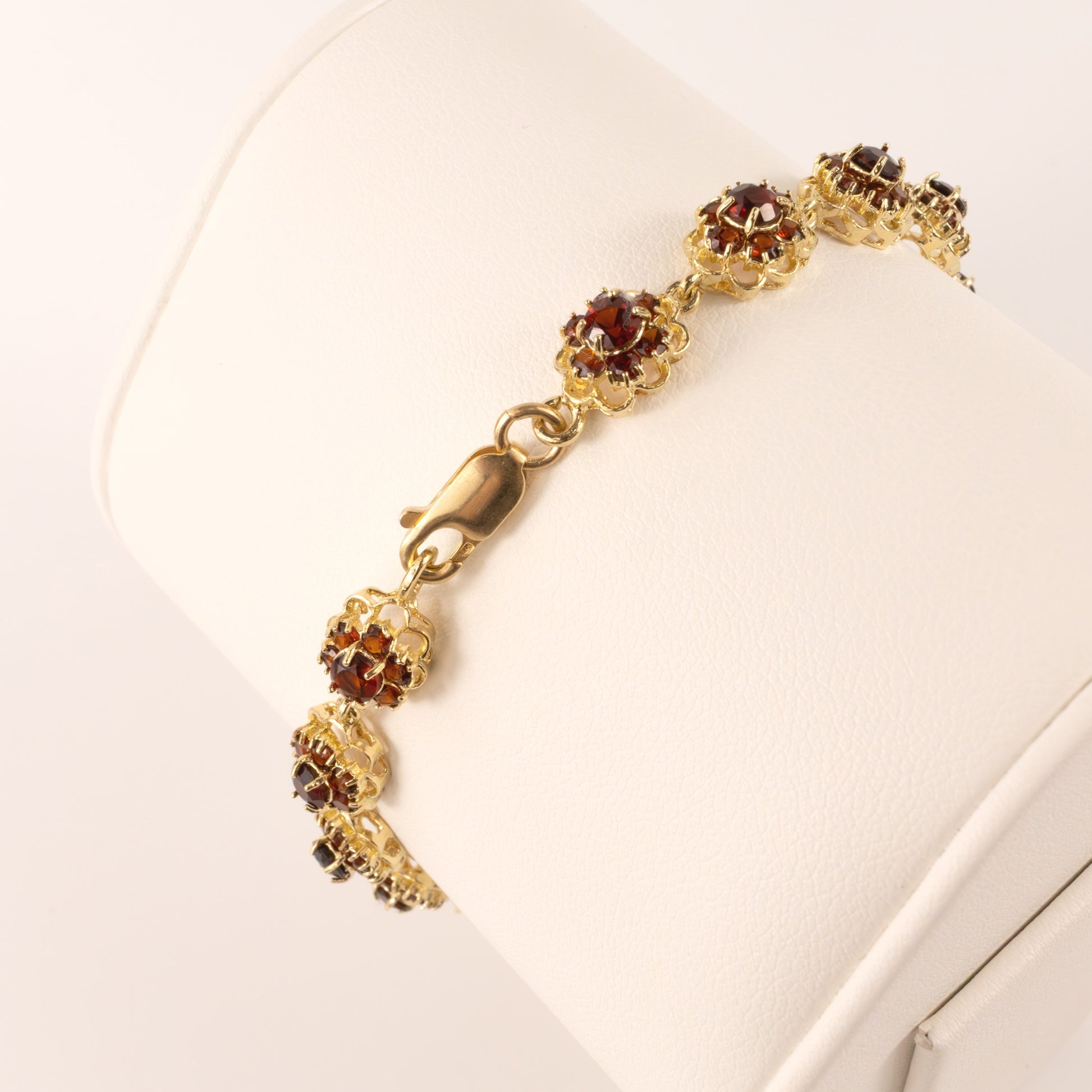 14KYG Garnet Flower Link Bracelet