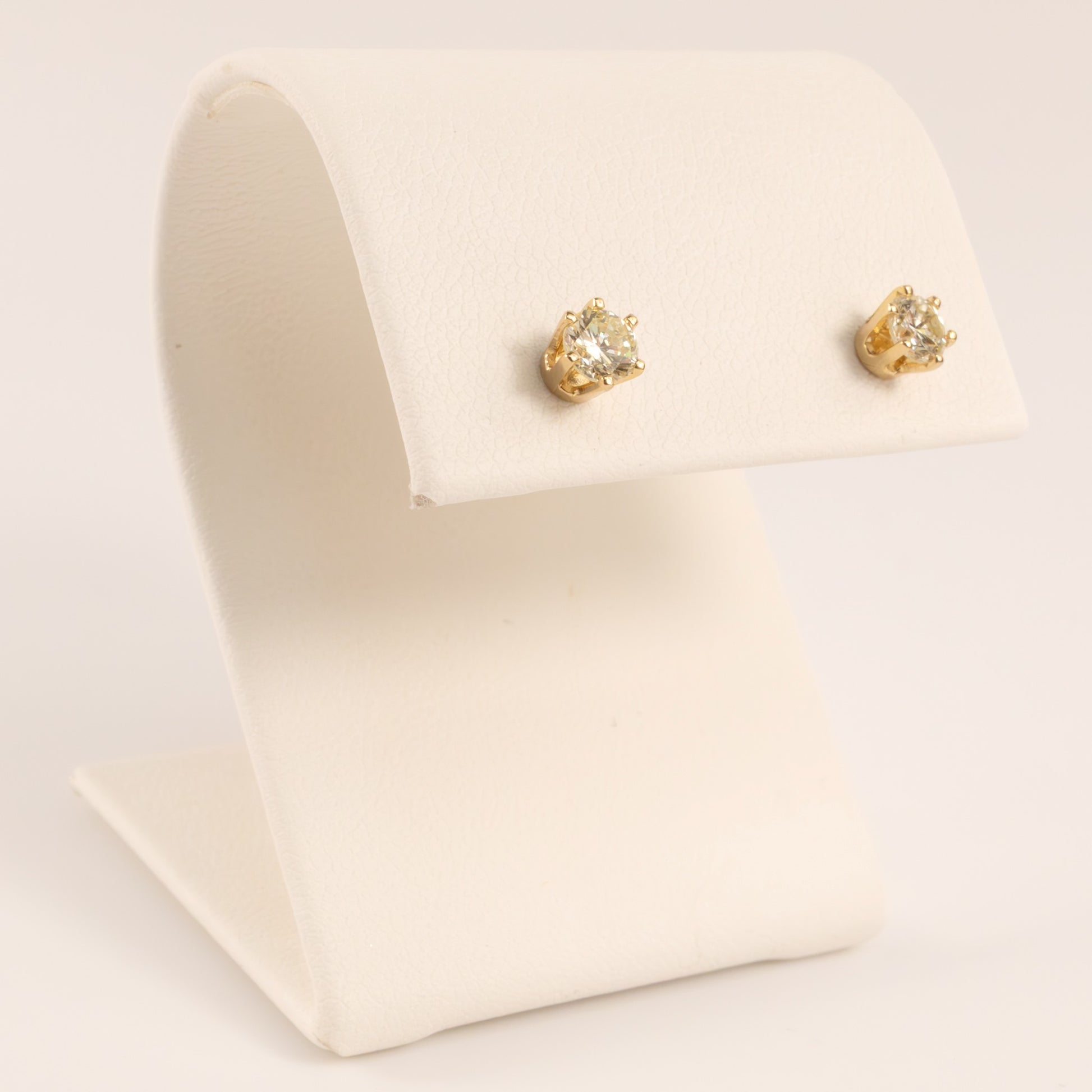 14KYG Vintage Diamond 0.40cttw Stud Earrings