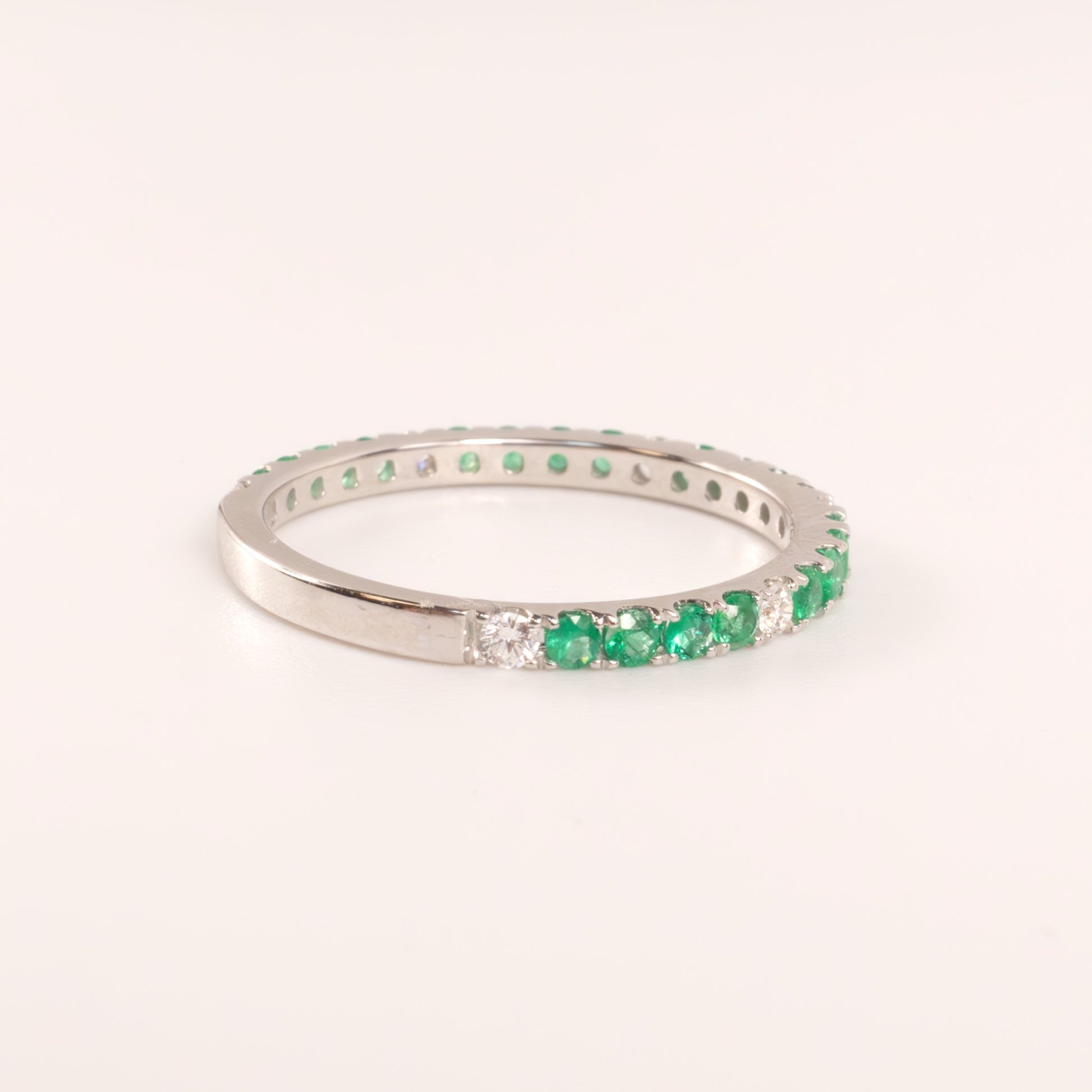 14KWG Emerald 0.37cttw and Diamond 0.13cttw Band