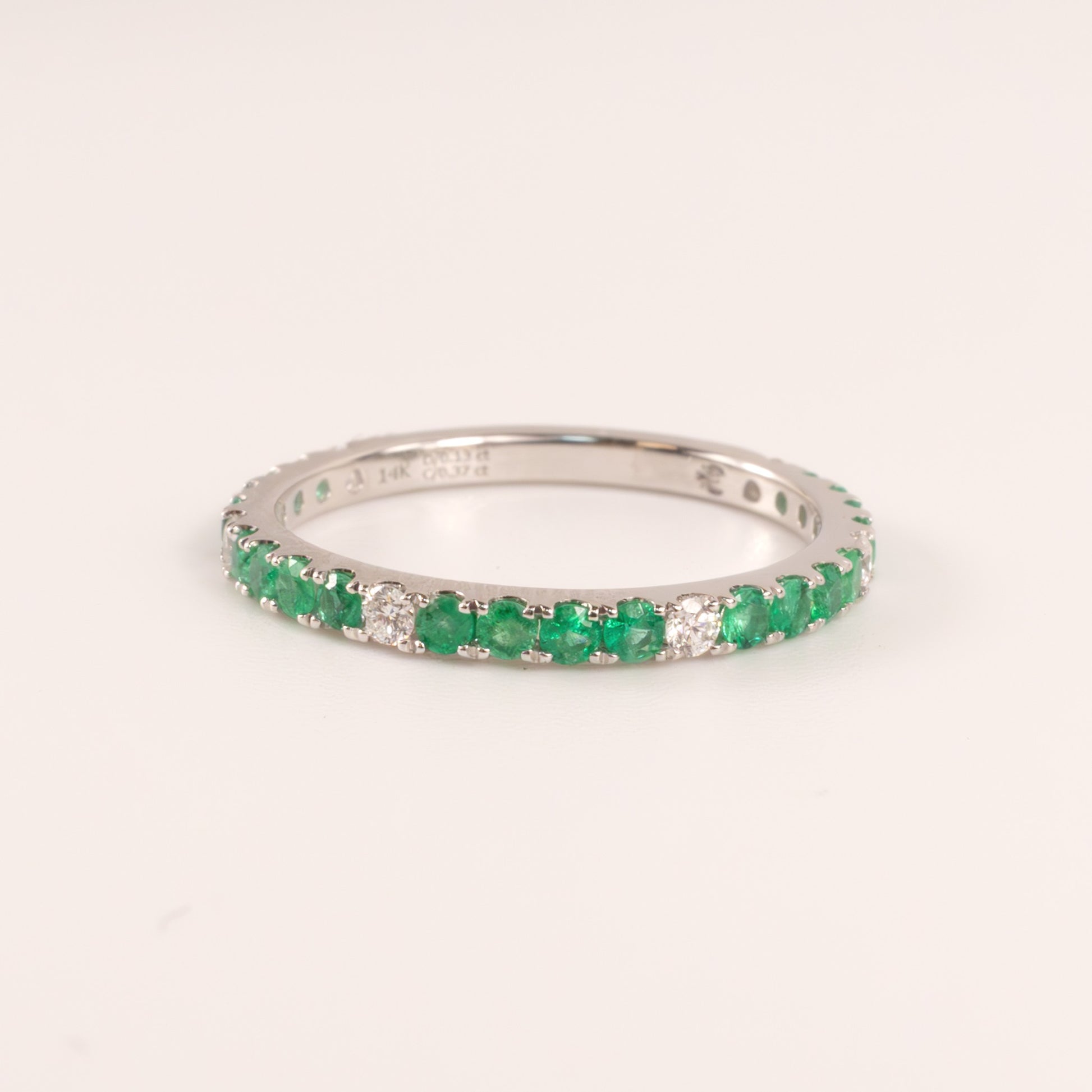 14KWG Emerald 0.37cttw and Diamond 0.13cttw Band