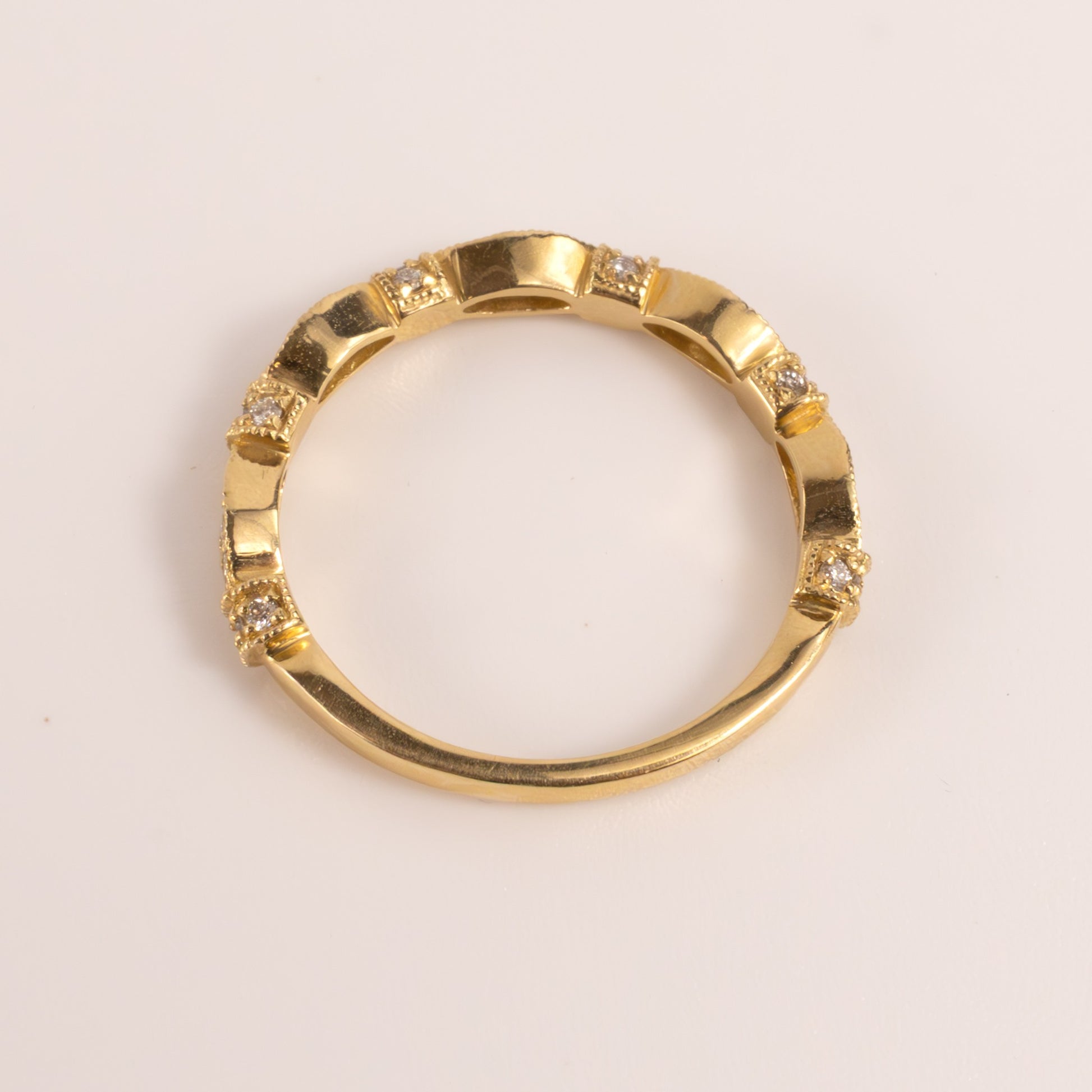 14KYG Milgrain with Outer Edge Accent Diamond Band