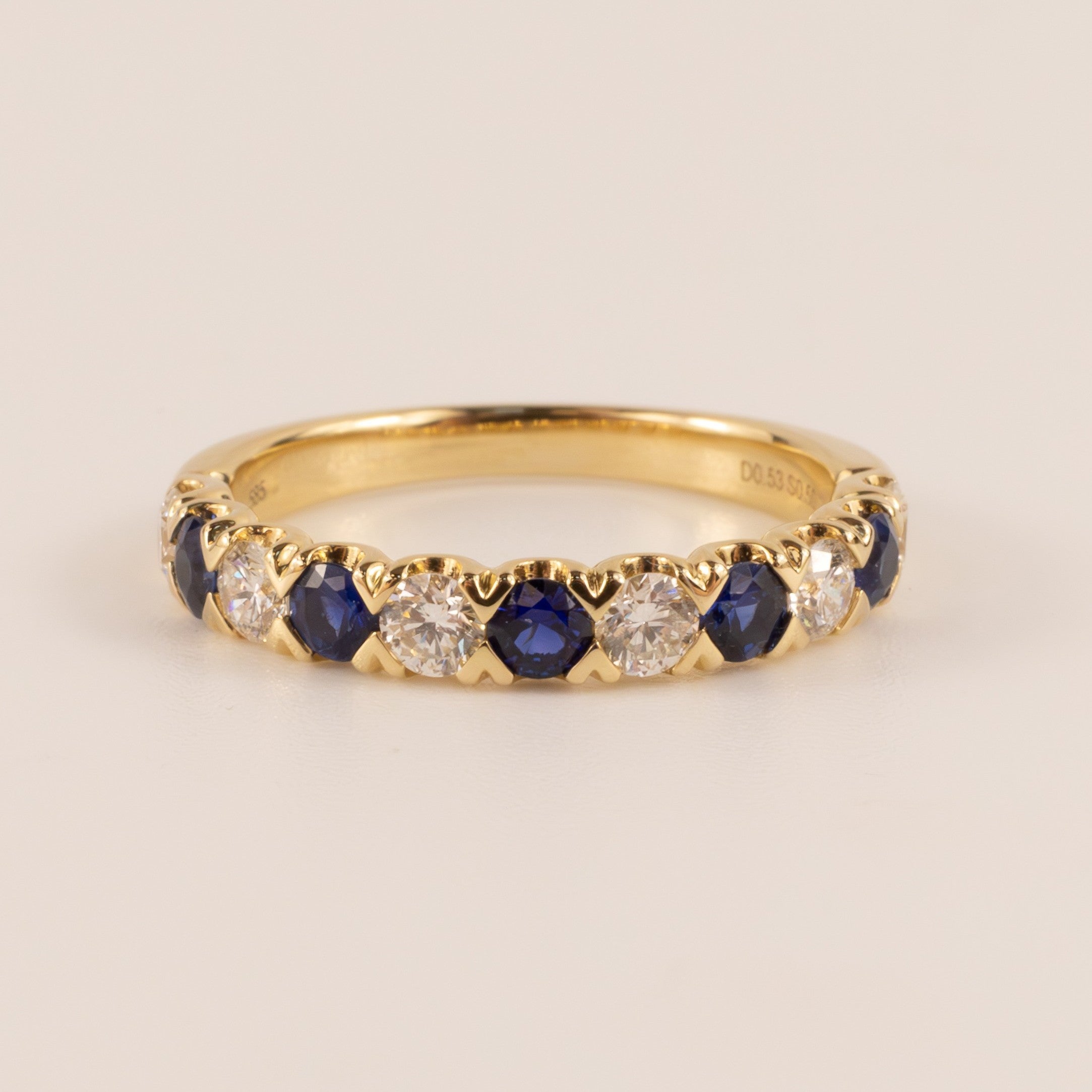 14KYG Blue Sapphire and Diamond Alternating Trellis Band
