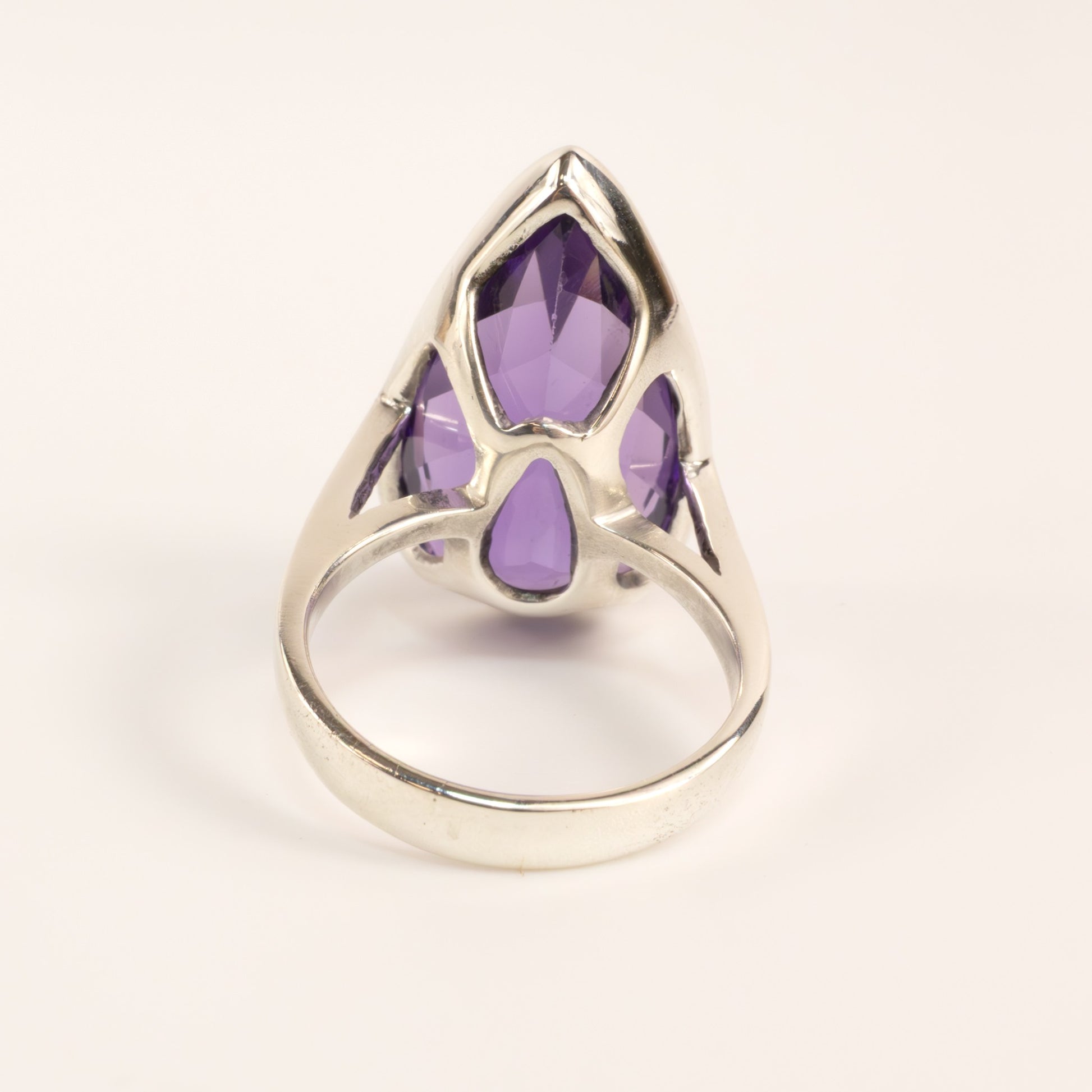 Sterling Silver Amethyst 20ct Pear Solitaire Ring