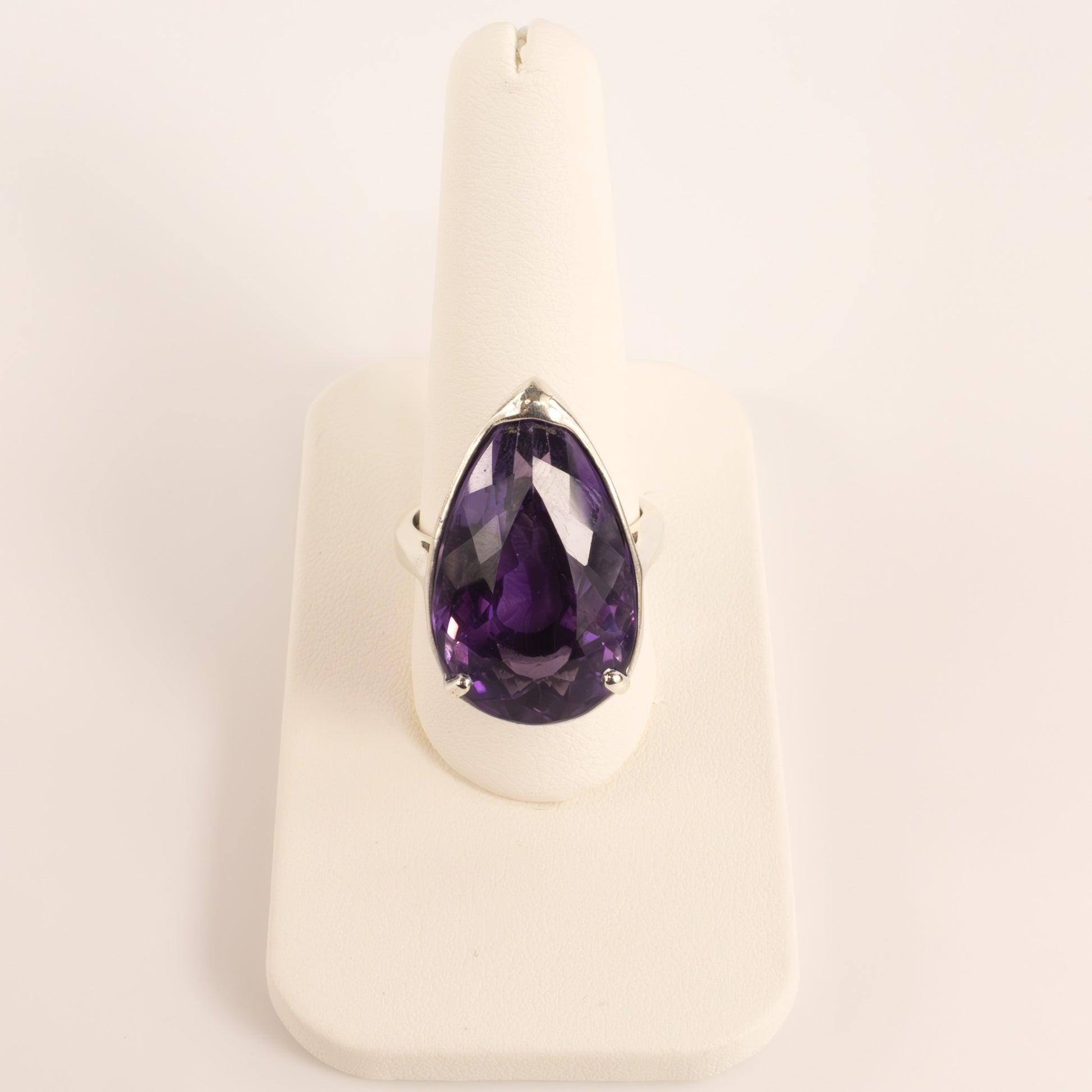 Sterling Silver Amethyst 20ct Pear Solitaire Ring