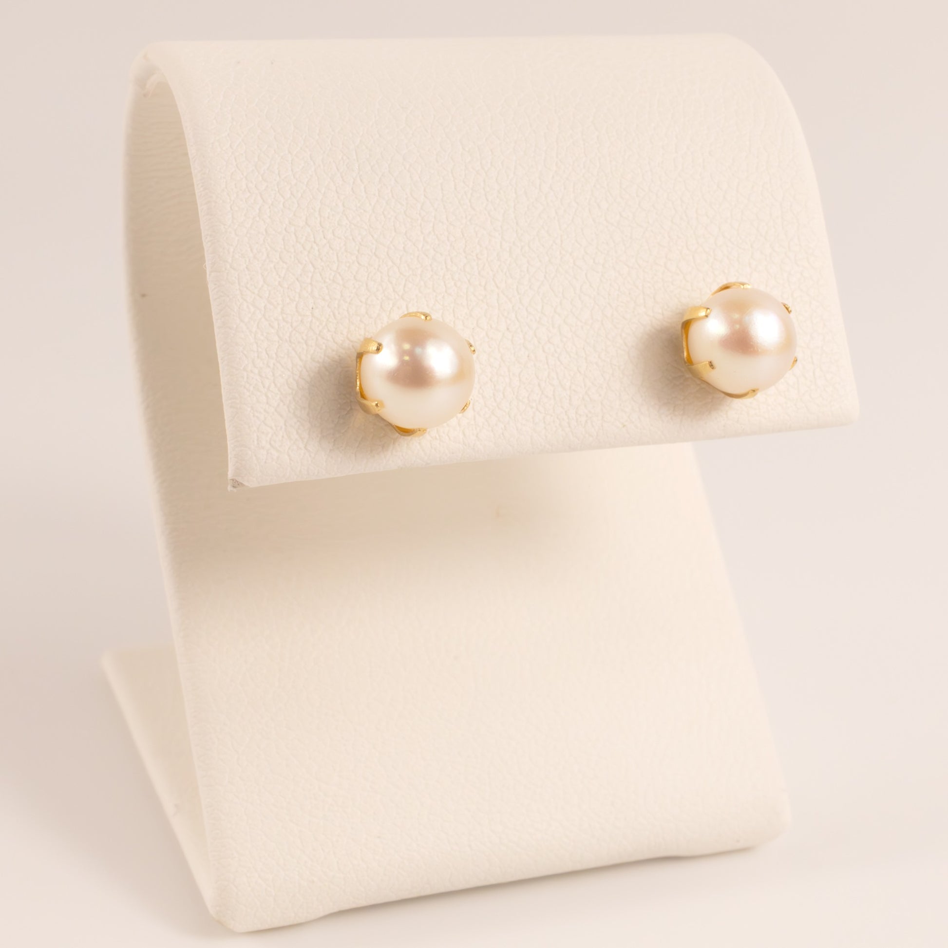 14KYG Pearl 6mm 6-Prong Stud Earrngs