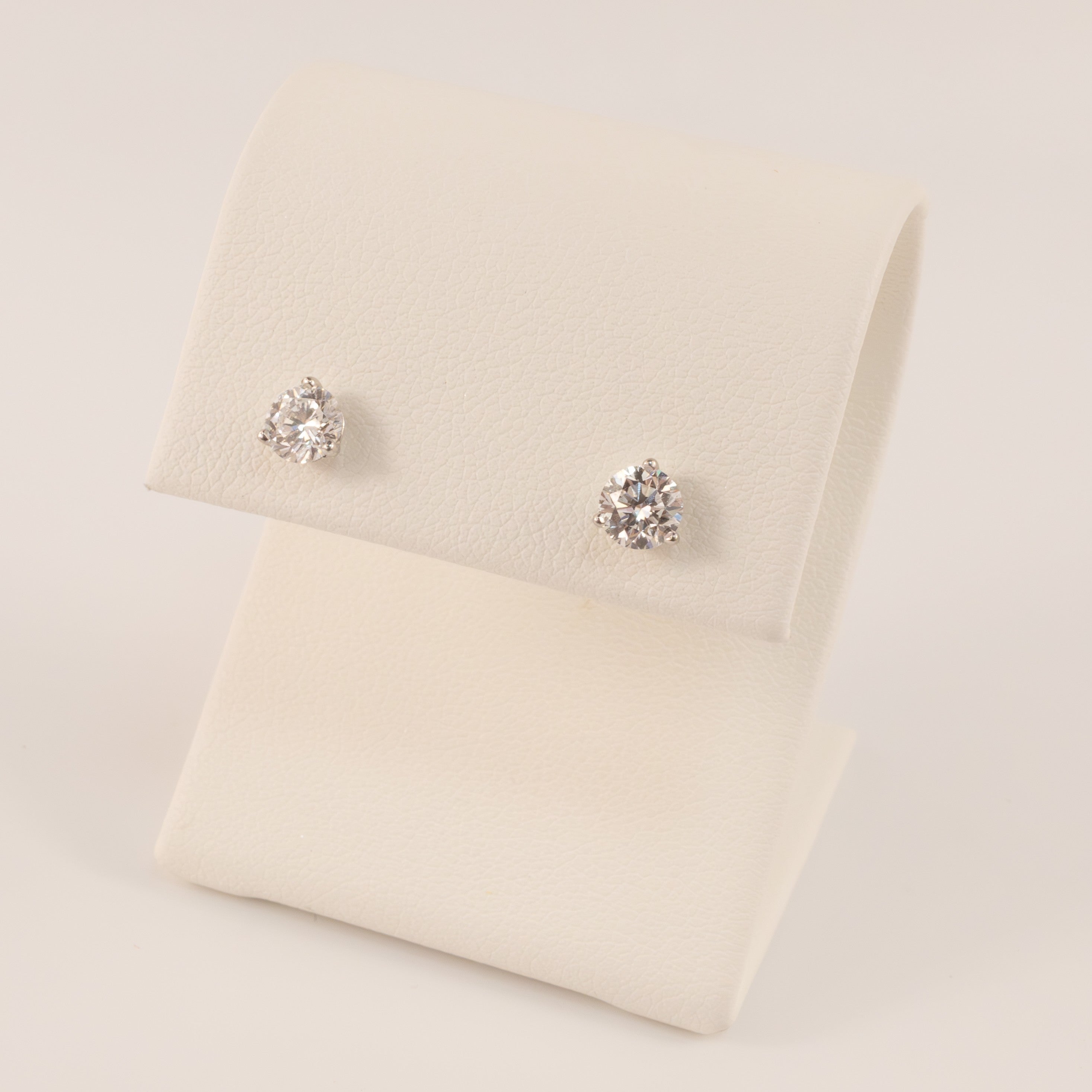 14KWG Lab Grown Diamond 0.75cttw Stud Earrings