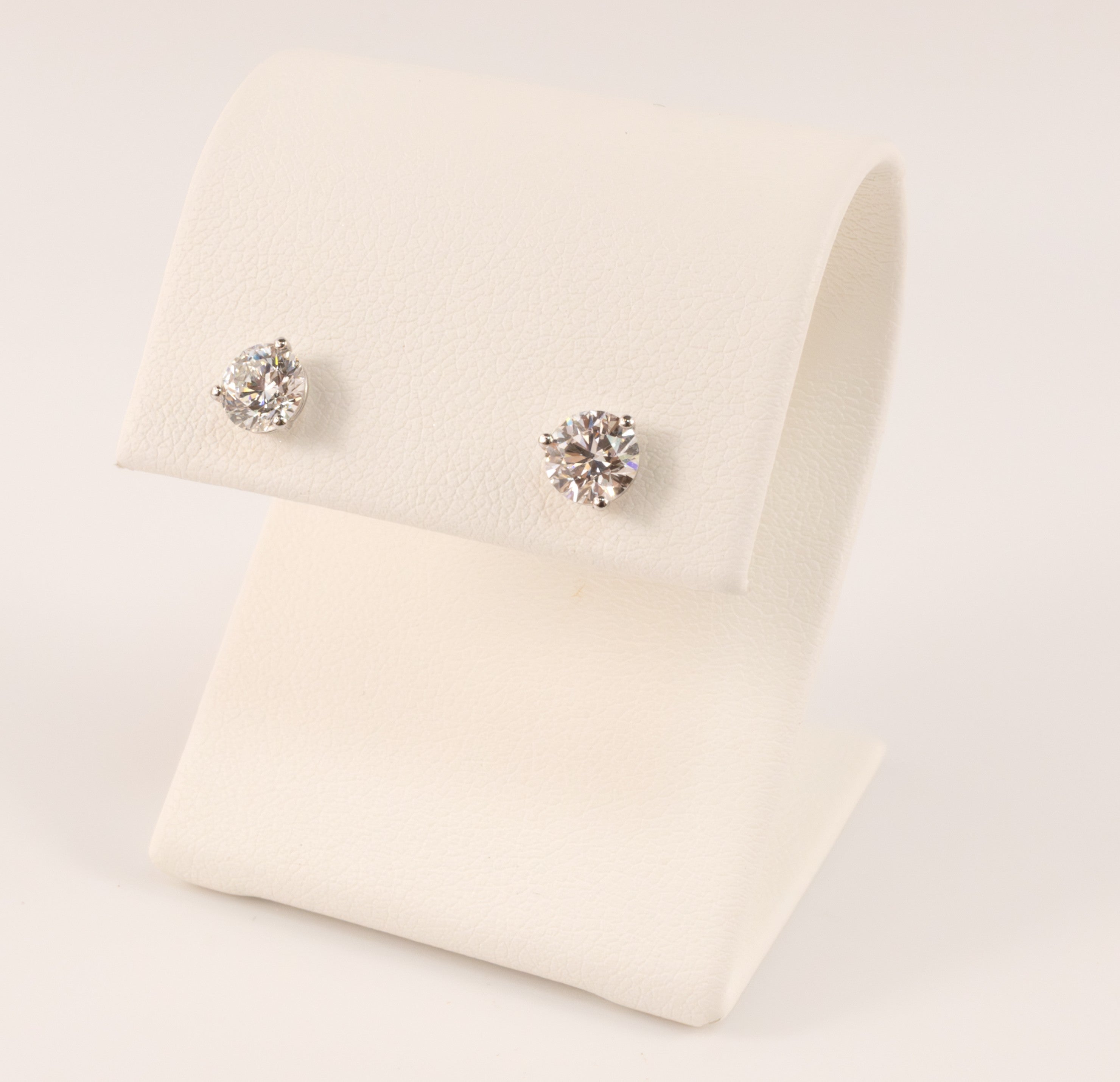 14KWG Lab Grown Diamond 1.00cttw Stud Earrings