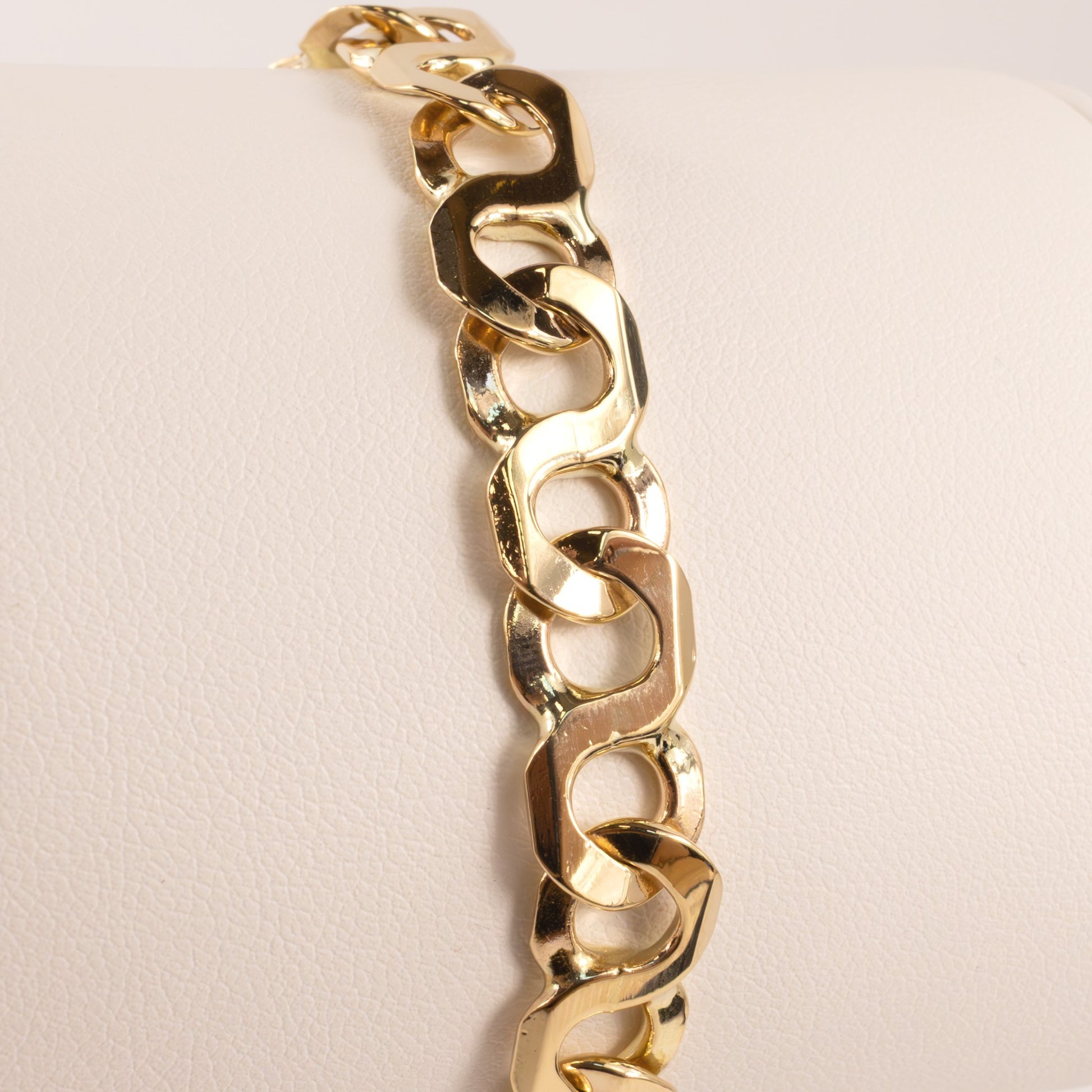 14KYG Figure 8 Link Bracelet