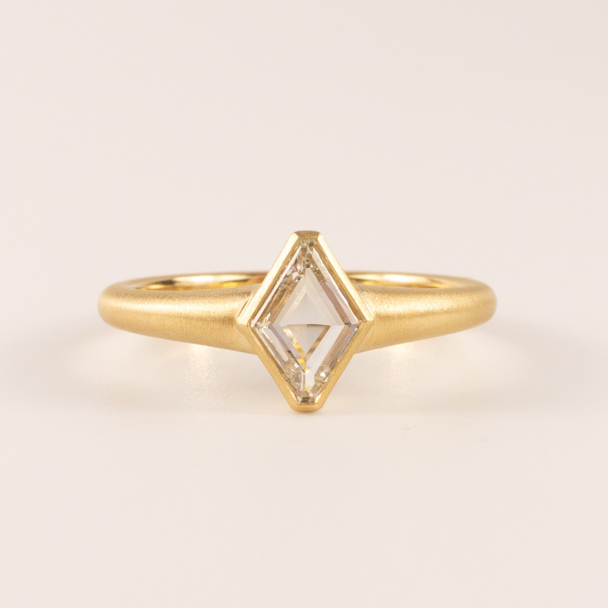14KYG Portrait Cut Diamond 0.50ct Bezel Set Marks Custom Ring