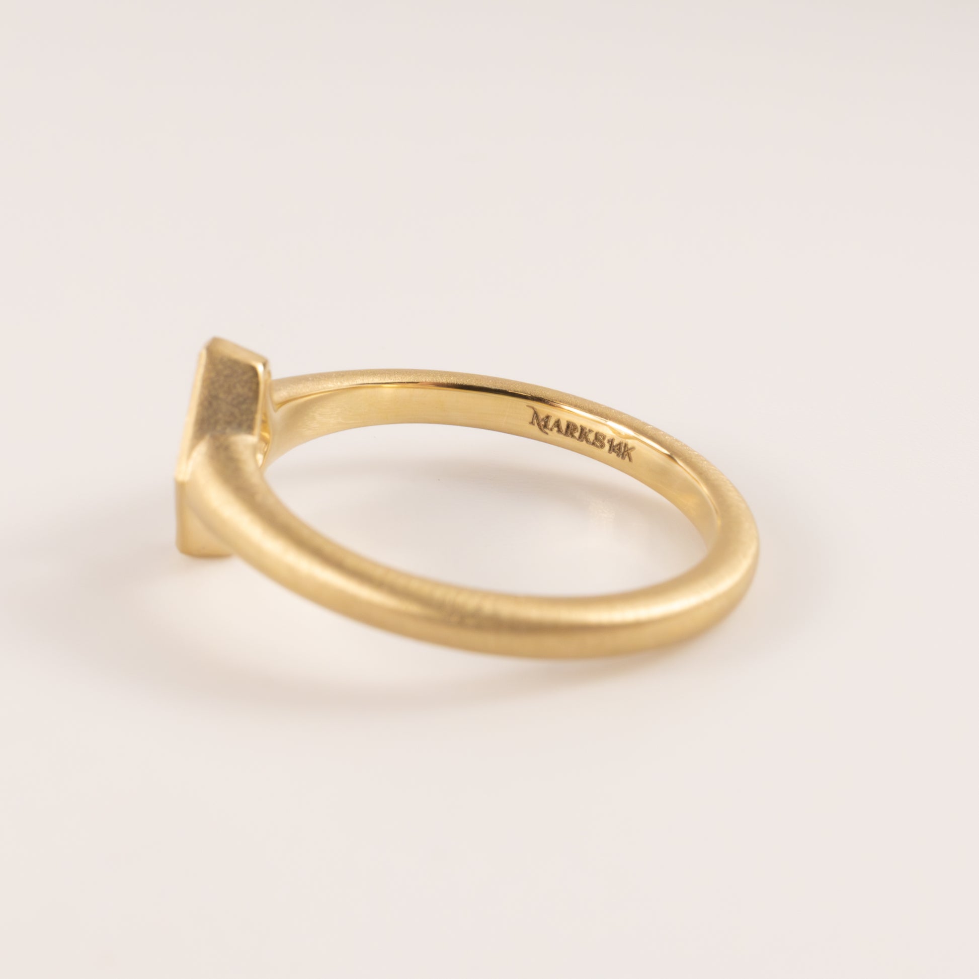 14KYG Portriat Cut Diamond 0.50ct Bezel Set Marks Custom Ring