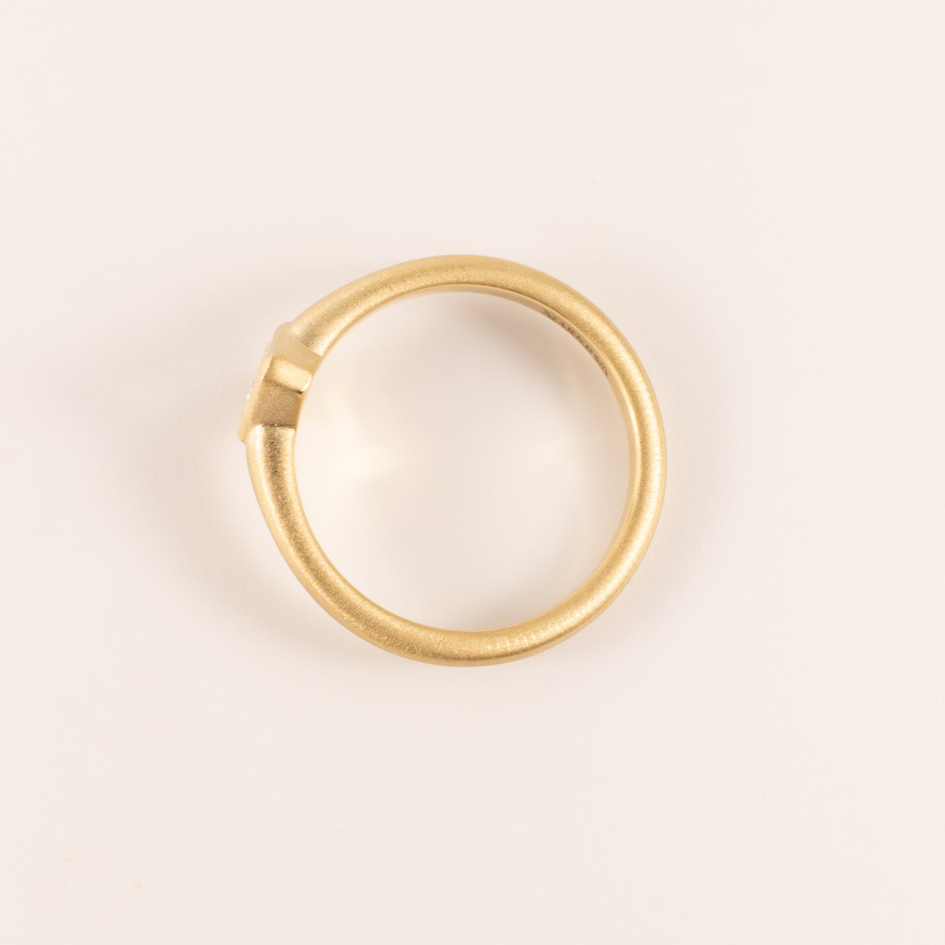 14KYG Portriat Cut Diamond 0.50ct Bezel Set Marks Custom Ring